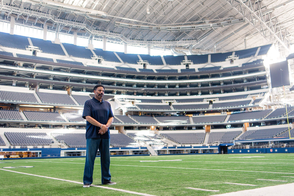 Dr. Evans-AT&T Stadium Shoot-PharrisPhotos.com-18.jpg