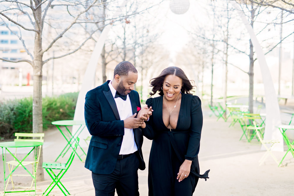 Klyde Warren Park- Dallas Engagement- Pharris Photography- Dorian and Chauncy- Texas Photography