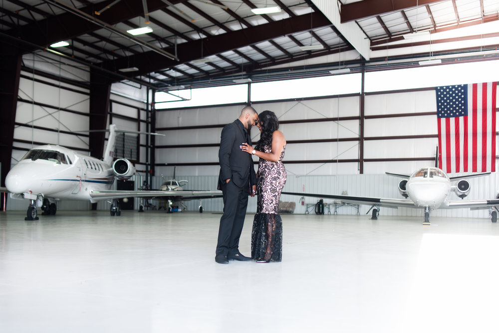 Engagement Session- Pharris Photography- Texas Engagement- AC and Nicole- Airplane