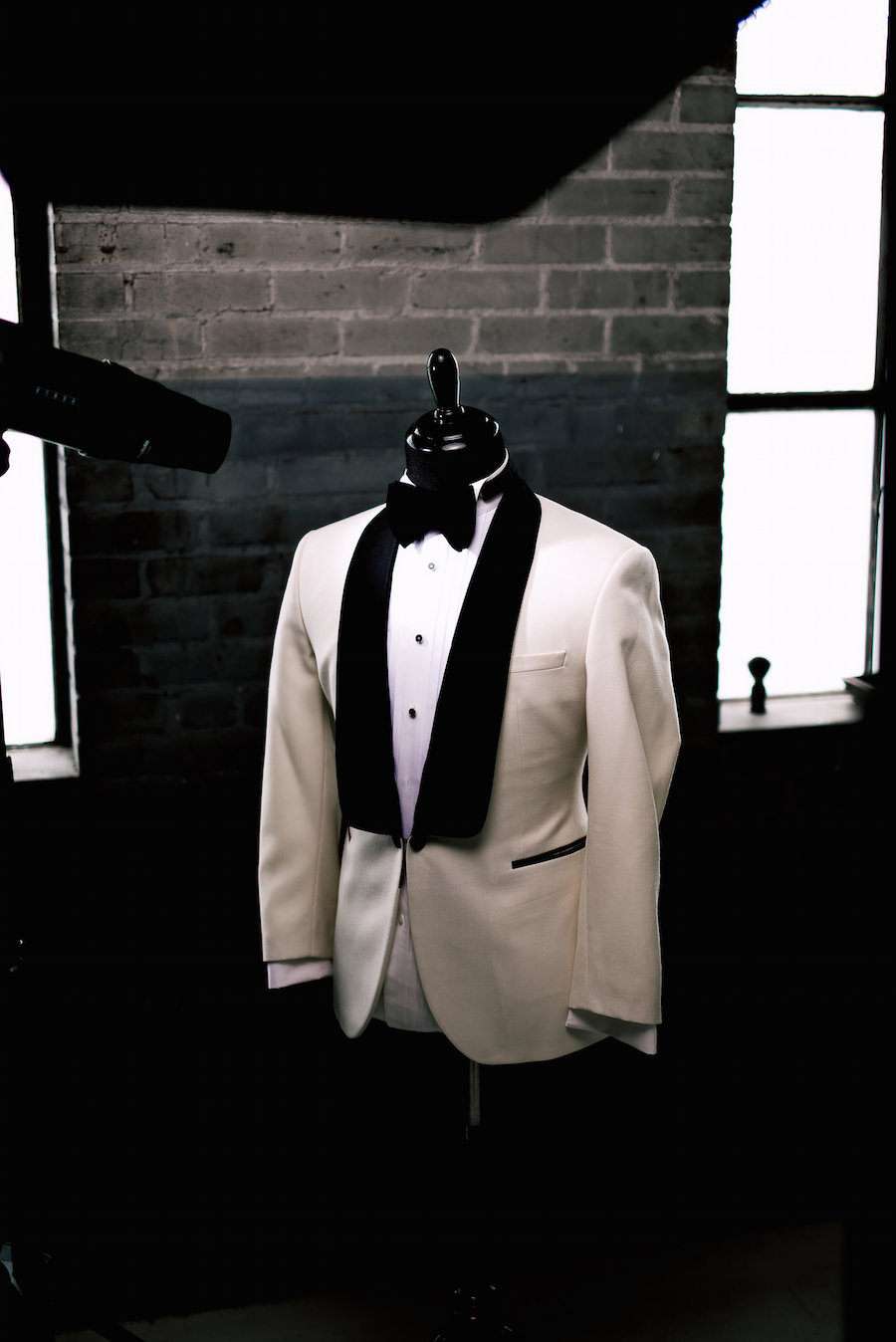 Well Groomed Man Photoshoot- GroomInspiration- Texas Photography- Groom Style- Pharris Photography- White Tuxedo