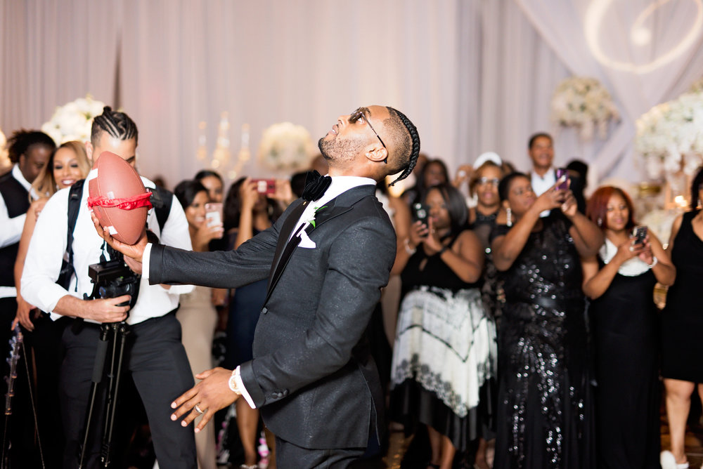 Angela Michael Colvin-Dallas Wedding-Pharris Photography-Blog-0067.jpg