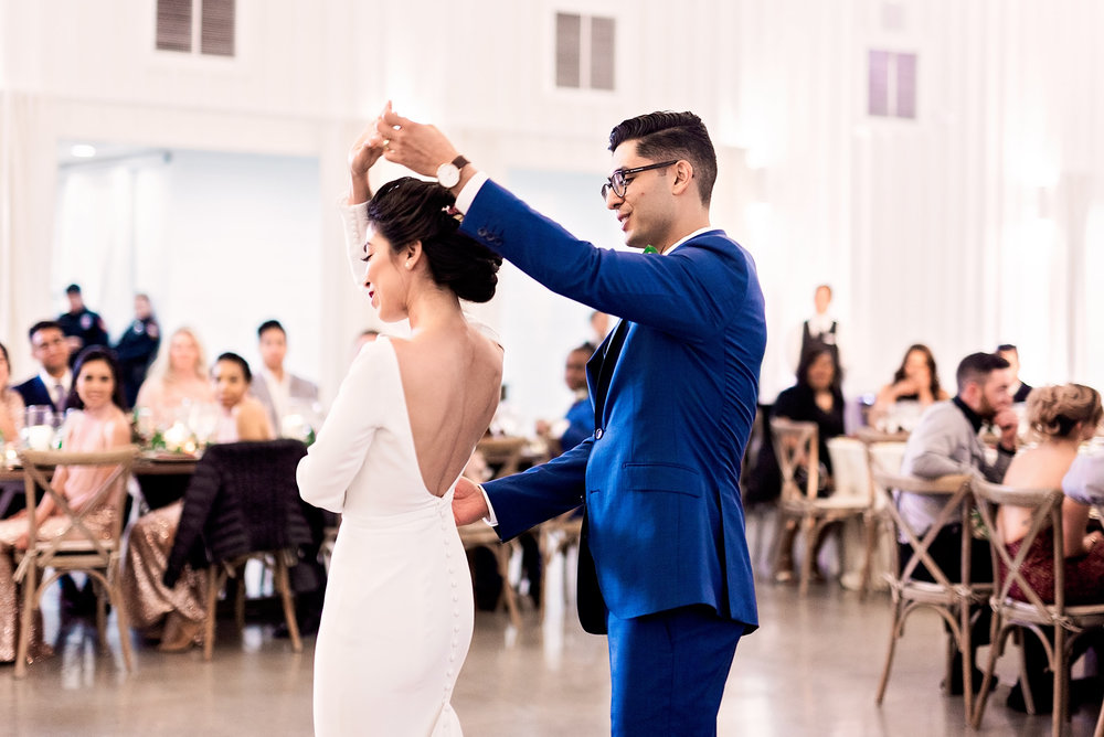 Texas Wedding- Pharris Photography- Melody + Moses- First Dance