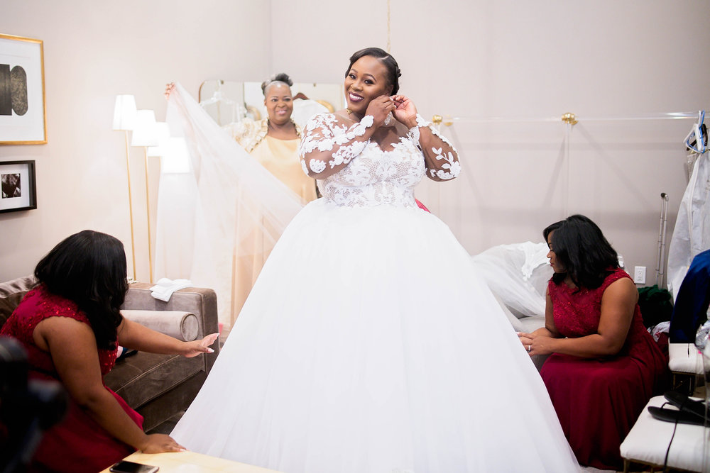 Michelle and Courtney- Pharris Photography- Dallas Wedding- Texas Wedding- Bride- Getting Ready