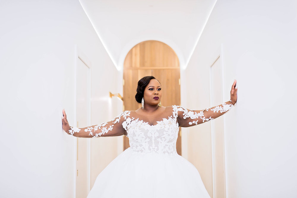 Michelle and Courtney- Pharris Photography- Dallas Wedding- Texas Wedding- Lace Wedding Dress