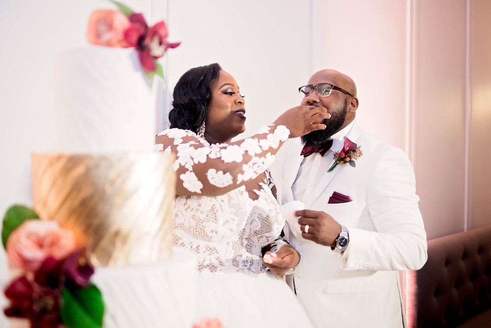 Michelle and Courtney- Pharris Photography- Dallas Wedding- Texas Wedding- Wedding Cake