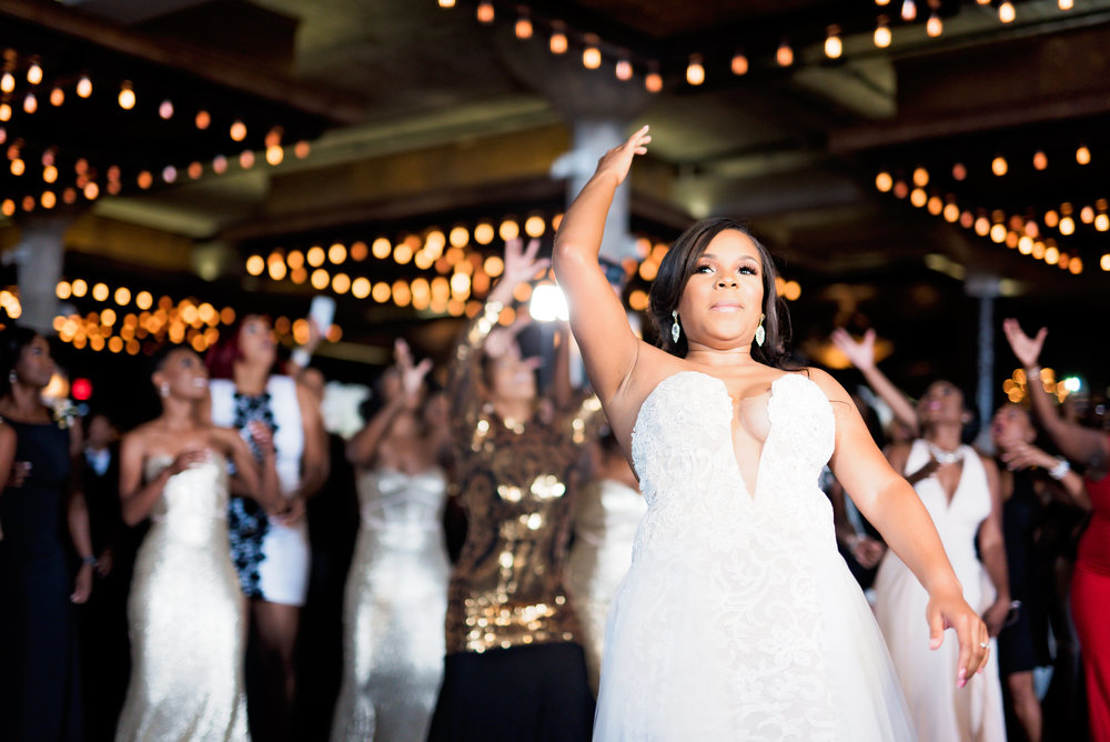 Houston Wedding- Pharris Photography- Reception- Ashley + David- Bouquet Toss