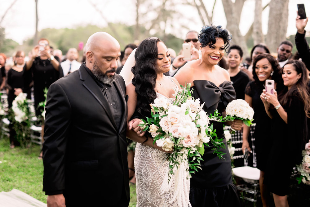 Houston Wedding- Pharris Photography- Ceremony- Chudney + Ryan- Bride Down the Aisle