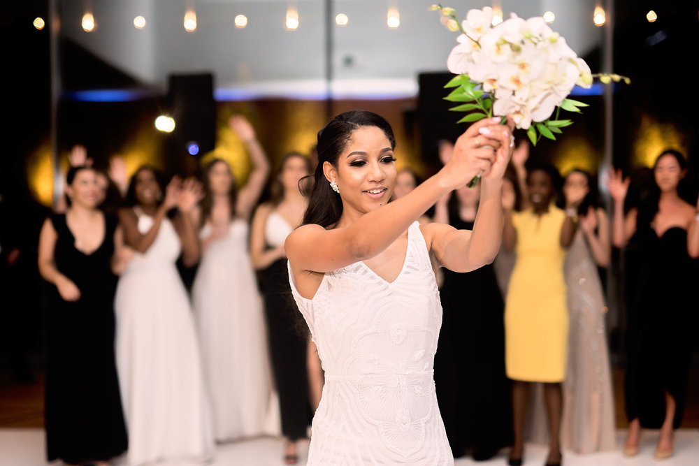 Houston Wedding- Pharris Photography- Reception- Natalie + Mark- Bouquet Toss