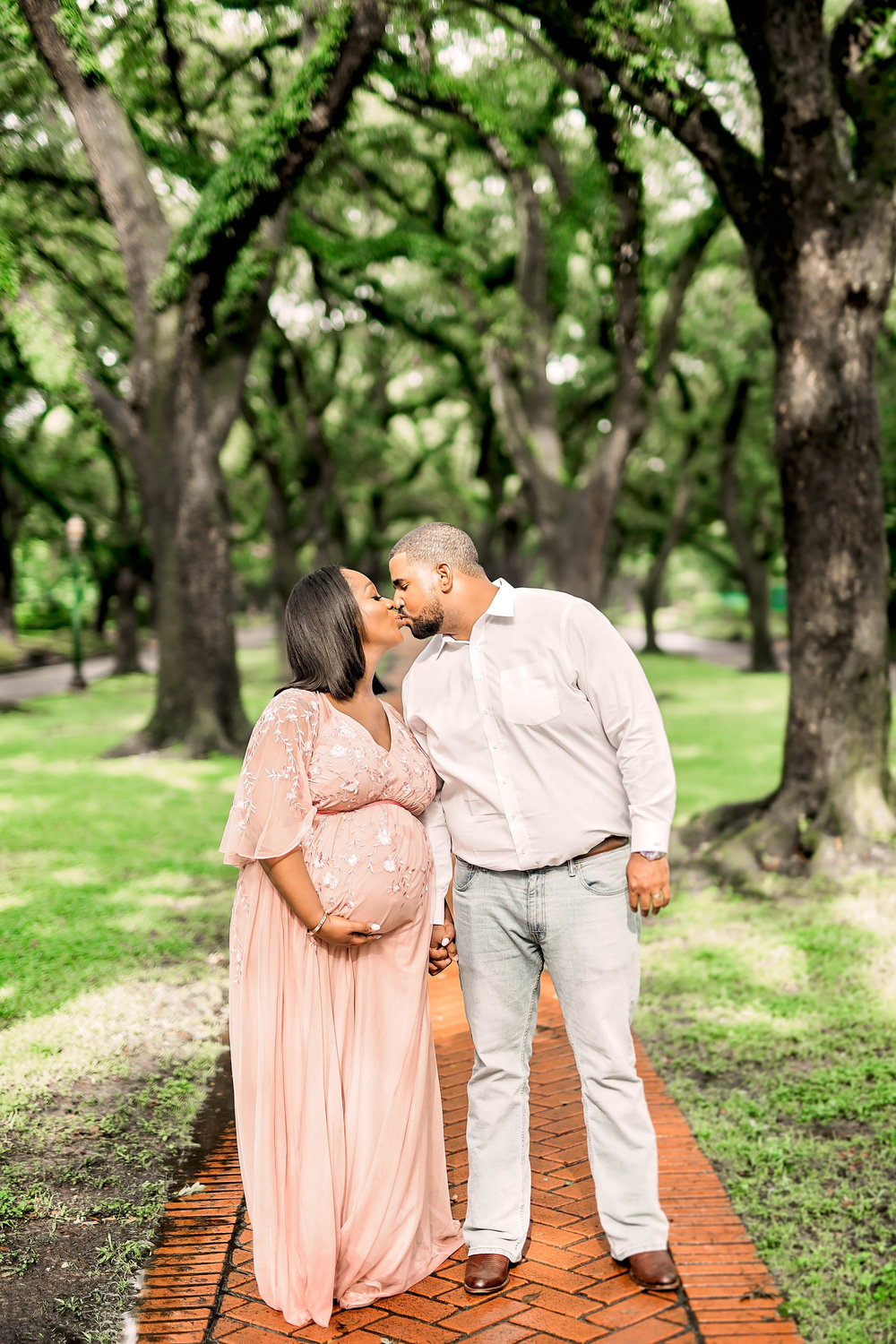 Pharris Photography- Maternity Session- Margaux- N&amp;S Boulevard Oaks- Houston