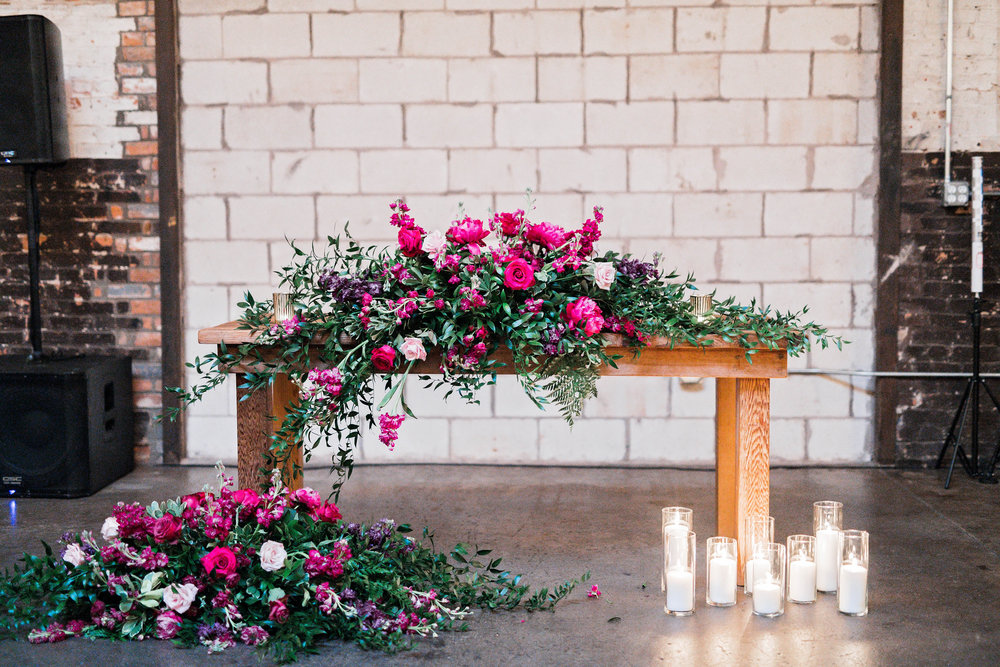 Dallas Wedding- Pharris Photography- Reception- Sophie + Kellen- Tablescape- Table Decor