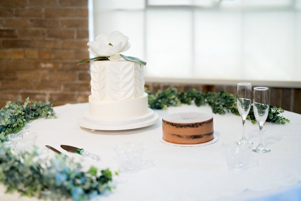 Houston Wedding- Pharris Photography- Reception- Lorece + Jeremy- Wedding Cake