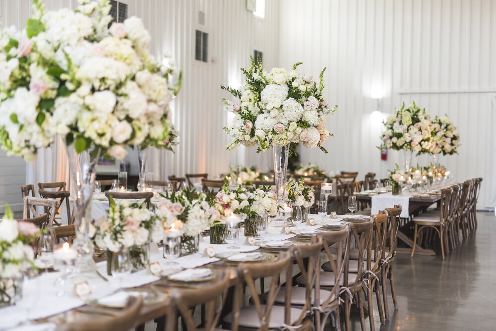 Dallas Wedding- Pharris Photography- Reception- Alexiss + Chaz- Tablescape- Florals