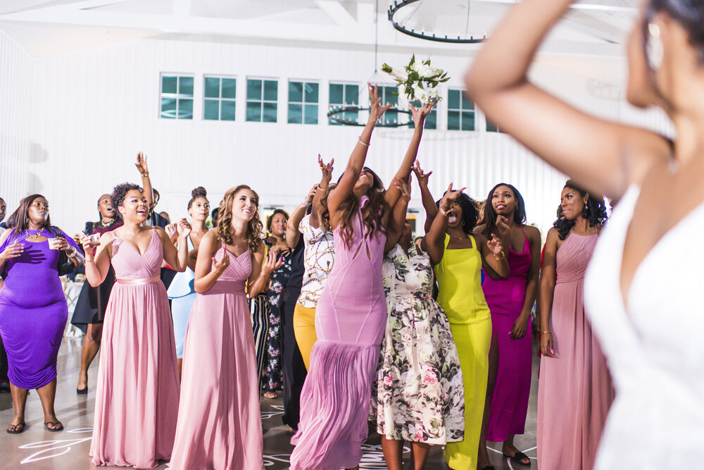 Dallas Wedding- Pharris Photography- Reception- Alexiss + Chaz- Bouquet Toss