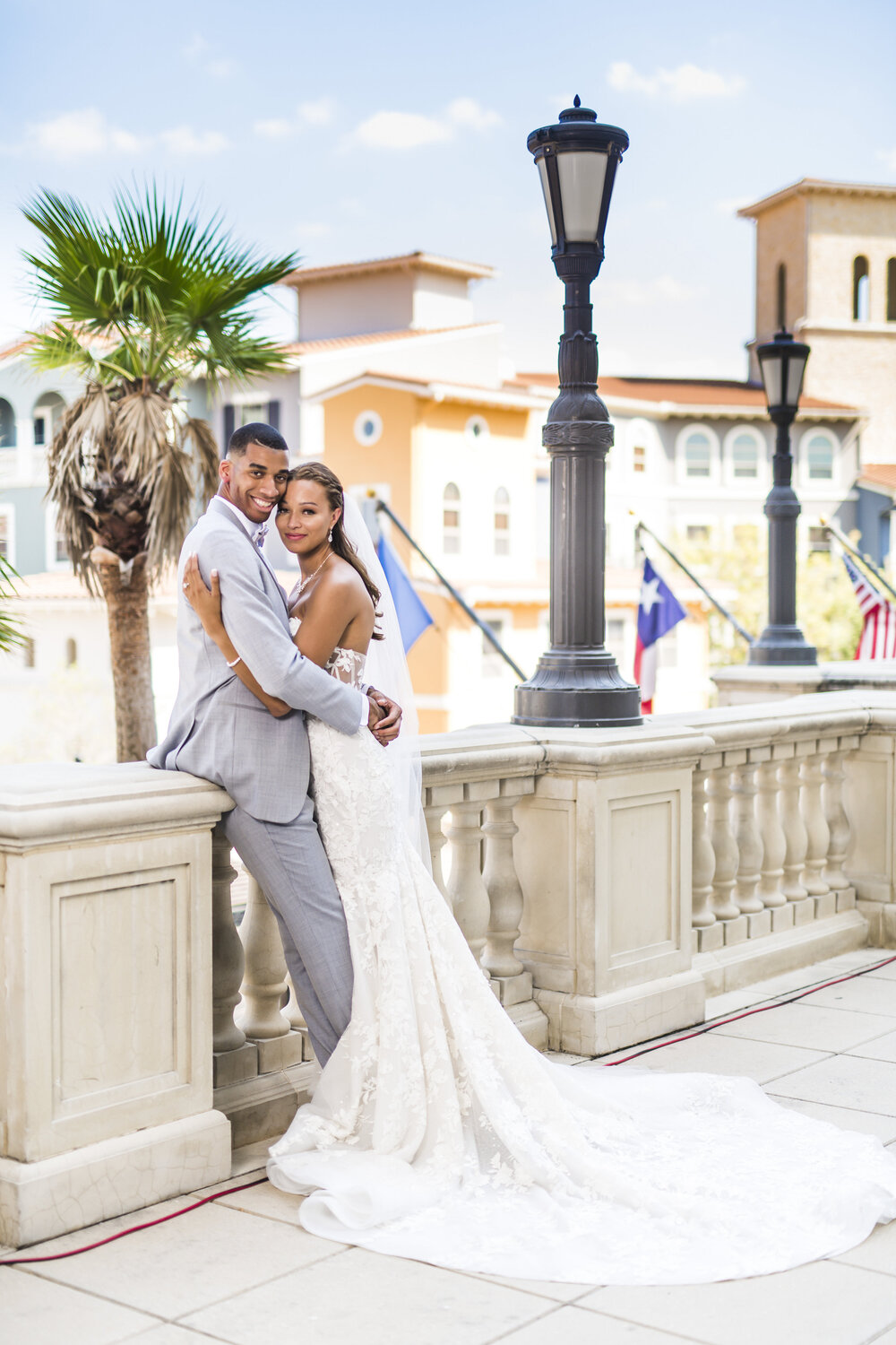 San Antonio Wedding- Elian Hotel and Resort- Pharris Photography- Couple- Amber + Kodi- Bride &amp; Groom