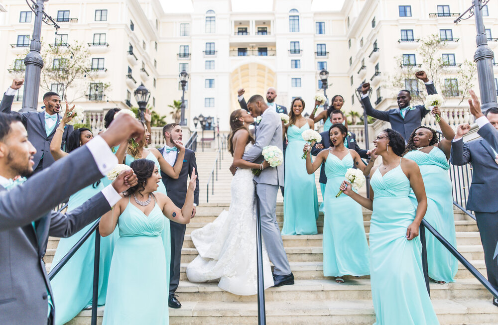 San Antonio Wedding- Elian Hotel &amp; Resort- Pharris Photography- Bridal Party- Amber + Kodi 