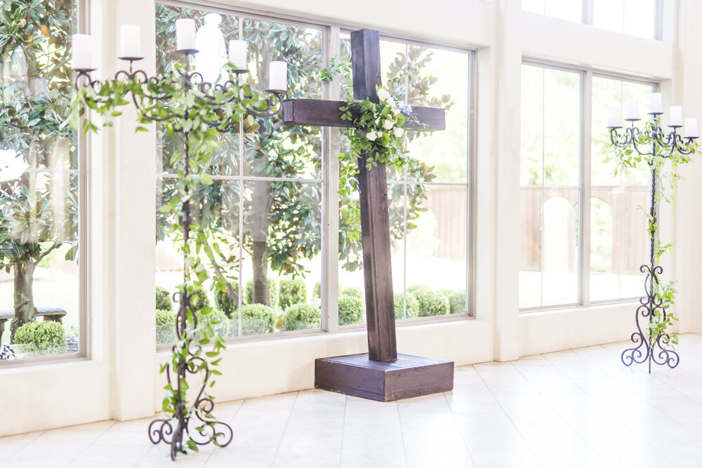 Dallas Wedding- Chapel at Ana Villa- Pharris Photography- Ceremony- Courtney + Eddie- The Altar