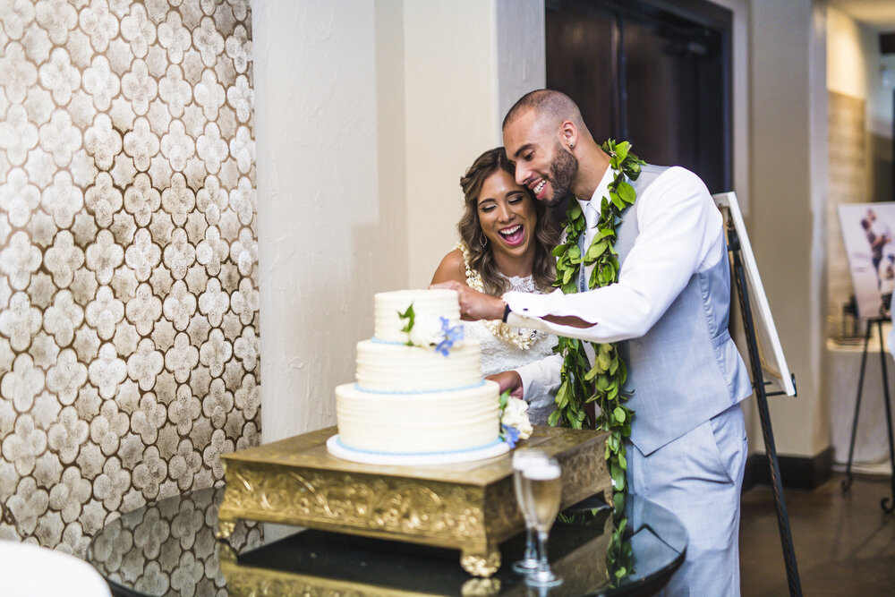 Dallas Wedding- Pharris Photography- Chapel at Ana Villa- Reception- Courtney + Eddie- Cake Tasting