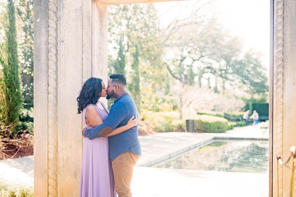 Dallas Engagement- Pharris Photography- Engagement Session- Dallas Arboretum and Botanical Gardens- Alexiss + Chaz