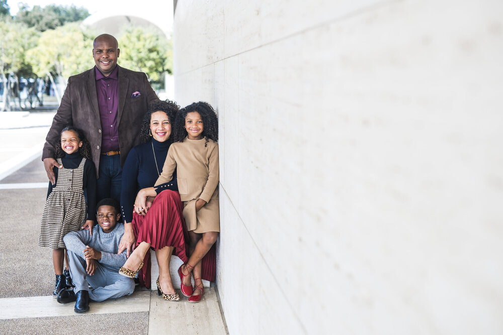 Pharris Photography- Franks Family- Family- Portrait- Session- Kimbell Art Museum- Fort Worth