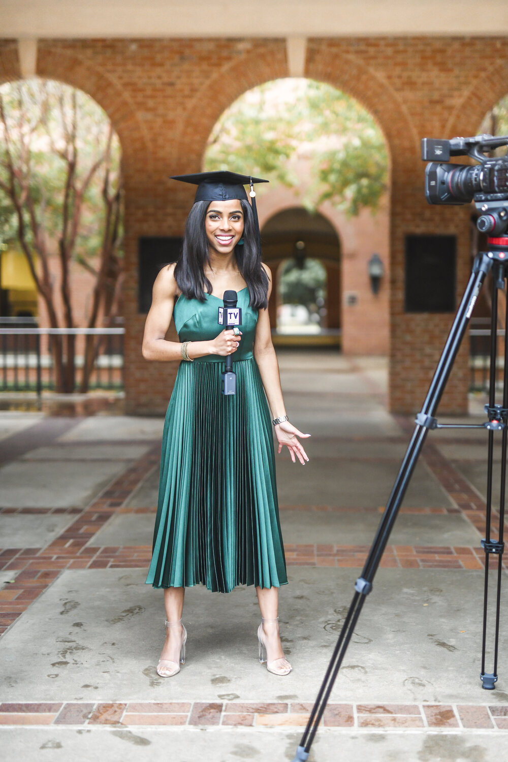 Pharris Photography- Graduation Session- Grad Portraits- Baylor University- Waco- Kennedy Dendy