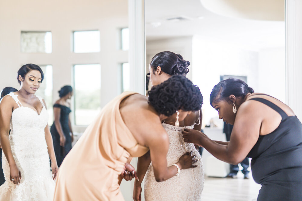 Dallas Wedding- Knotting Hill Place- Pharris Photography- Getting Ready- Alfred + Breanna -Bride