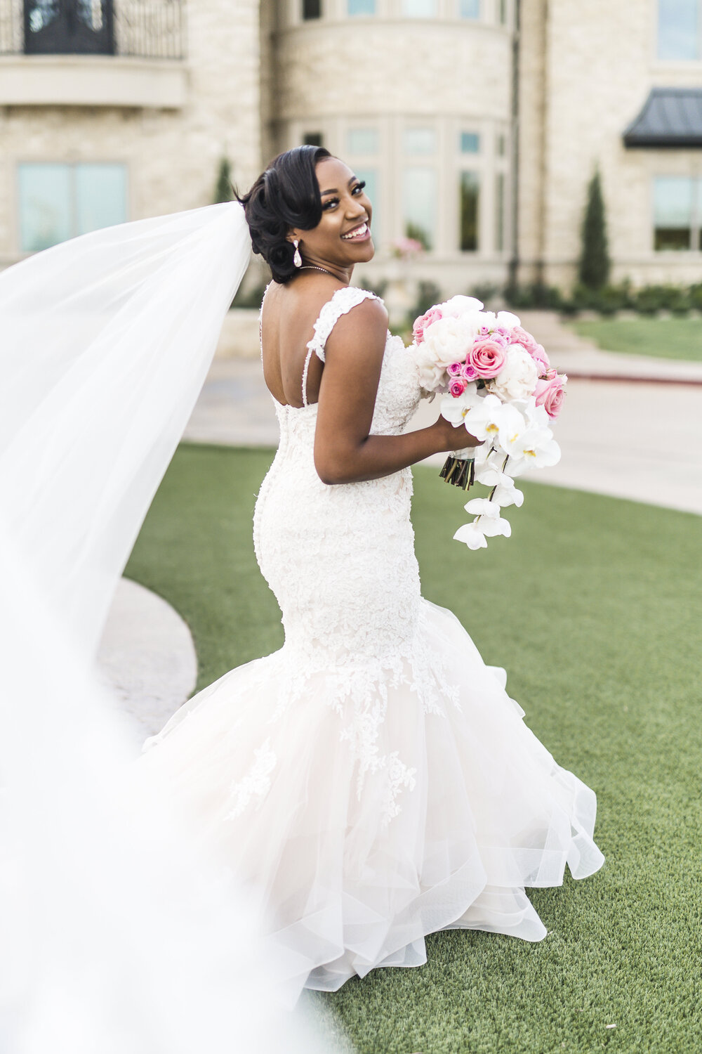 Dallas Wedding- Knotting Hill Place- Pharris Photography- Couple- Alfred + Breanna- Bride