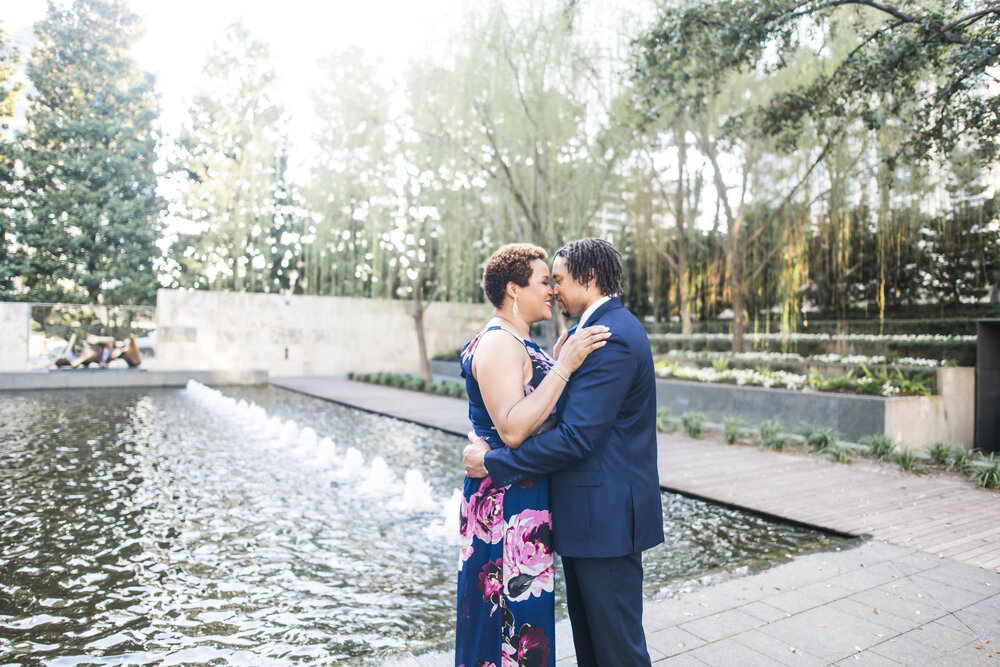 Dallas,TX Engagement- Pharris Photography- Engagement Session- Nasher Sculpture Garden-Danielle + JD