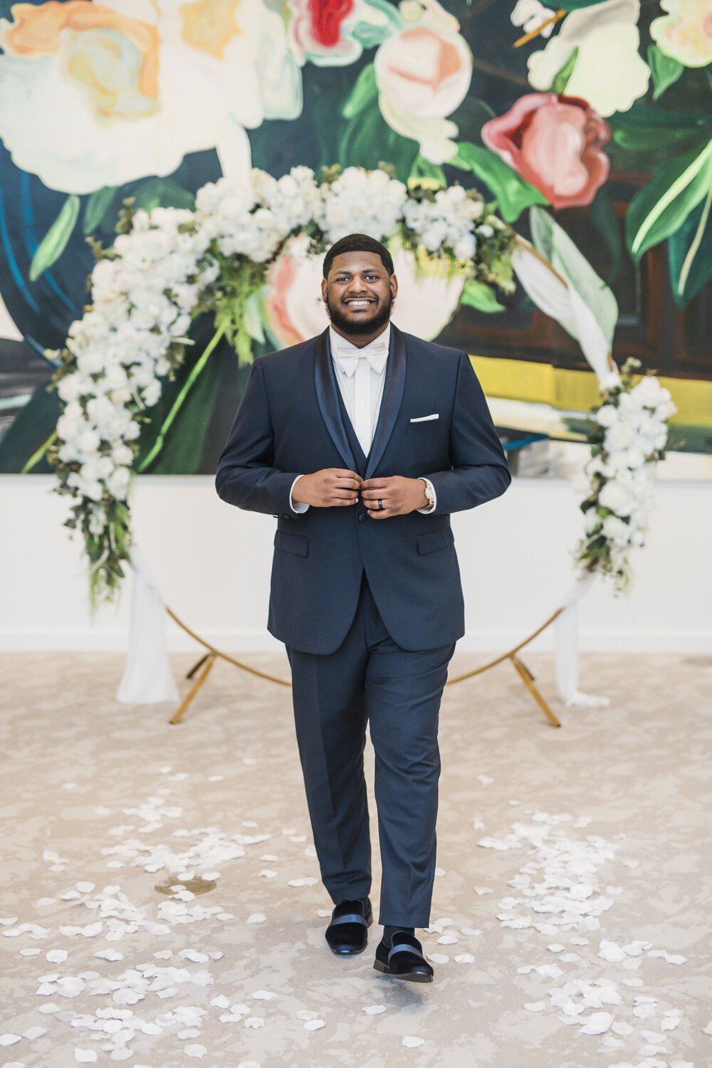 Dallas,TX Wedding- Hall Arts Hotel- Pharris Photography- Ceremony- Chloe + Demetrius- Groom