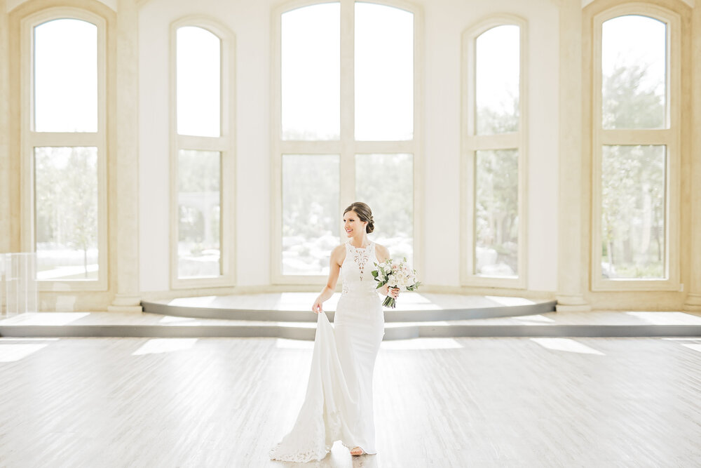 Little Elm, Texas Bridal Portraits- Pharris Photography- Bridal Session-Knotting Hill Place-Leah Dudley