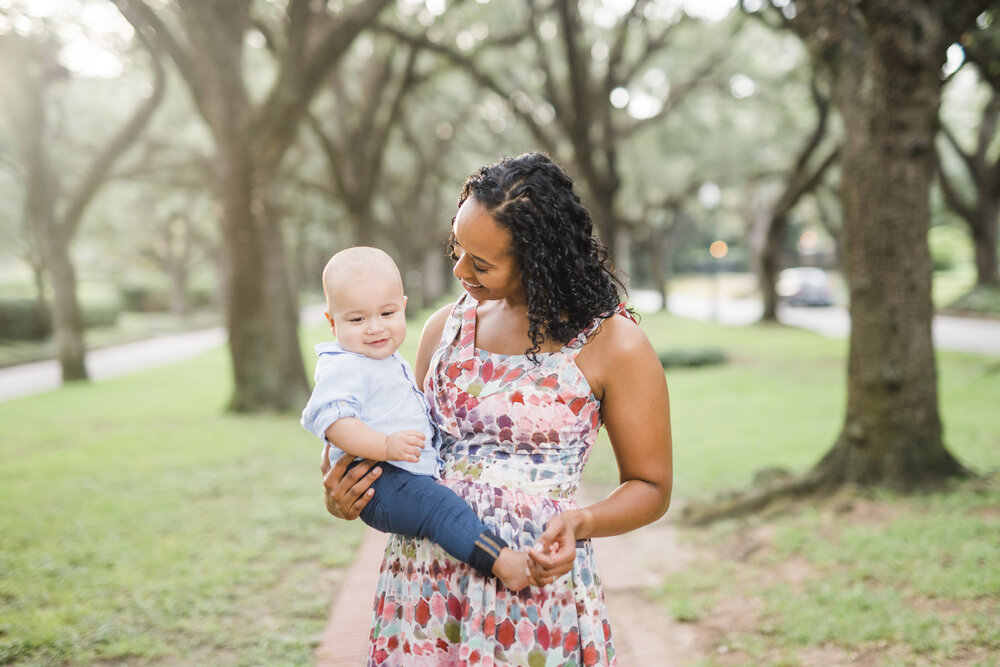 Houston, TX Family- Pharris Photography- Family Session- N &amp; S Blvd Oak Trees-Black Family