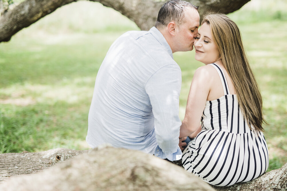 Houston, TX Engagement- Pharris Photography- Engagement Session- Sandlewood Manor- Taylor + Troy