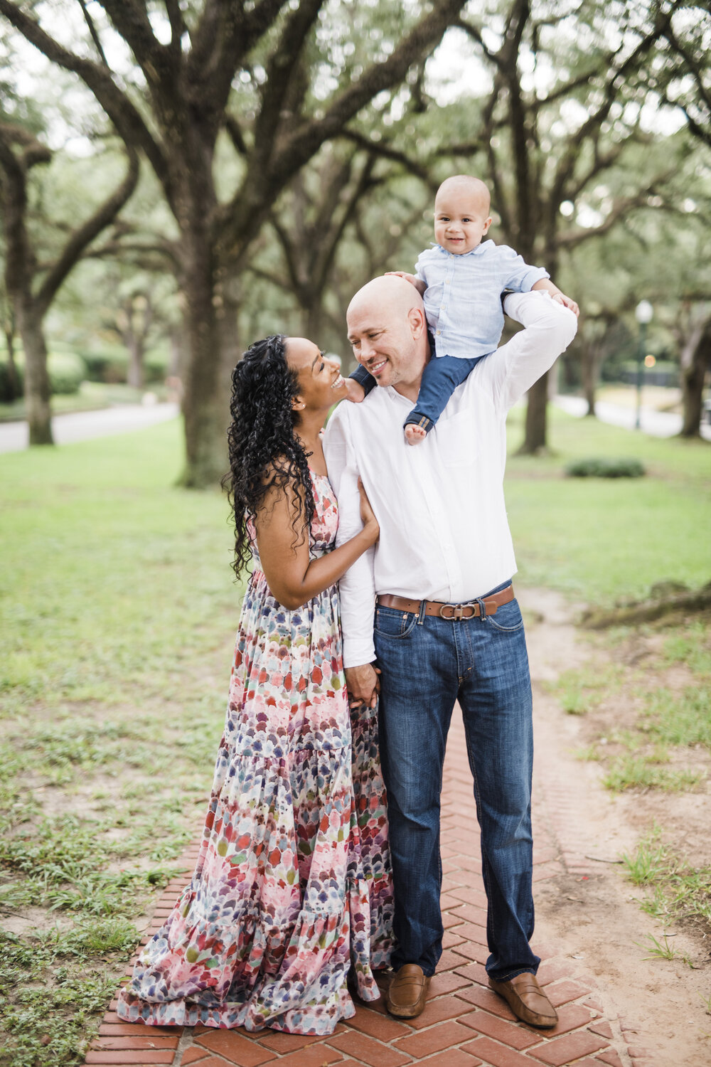 Houston, TX Family- Pharris Photography- Family Session- N &amp; S Blvd Oak Trees-Black Family