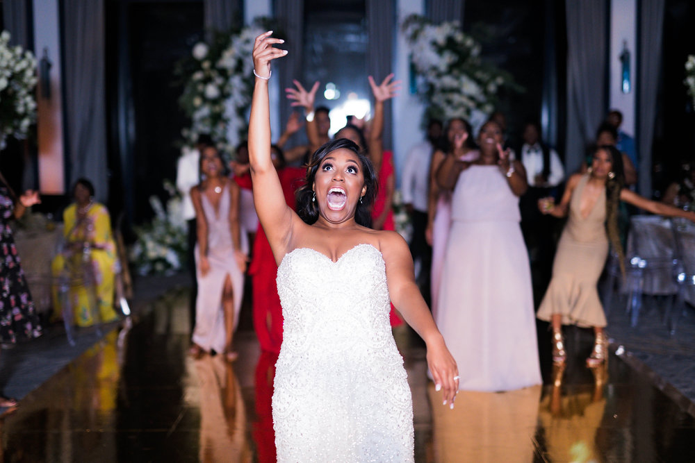 California Wedding- Pharris Photography- Reception- Tori + Elijah- Bouquet Toss