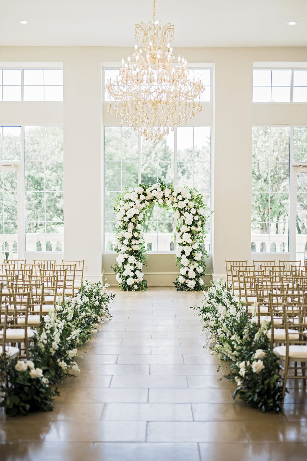 Tomball, TX Wedding-Sandlewood Manor- Pharris Photography-Ceremony-Shannon + Tyler-Altar