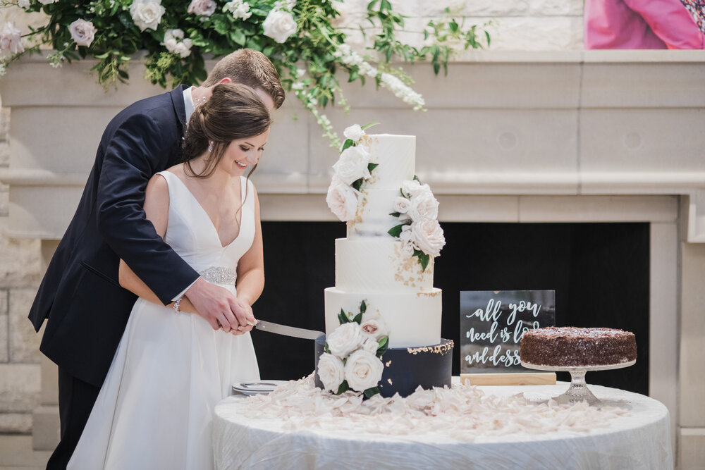 Tomball, TX Wedding-Sandlewood Manor- Pharris Photography-Reception-Shannon + Tyler-Cake Cutting