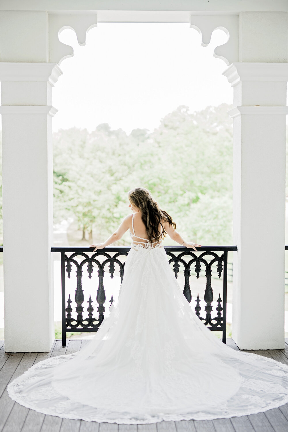 Houston Bridal Portraits- Pharris Photography- Bridal Session- Sandlewood Manor