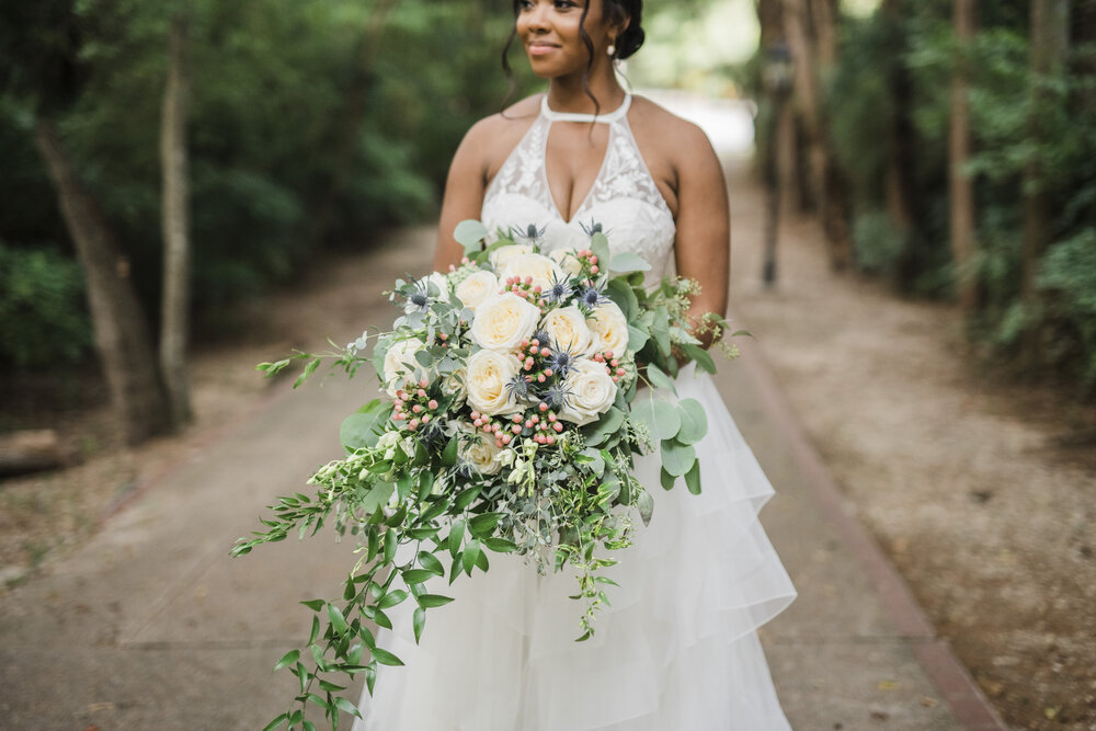 Mansfield Wedding- Aristide Mansfield - Pharris Photography- Reception- Morgan + Trevor- Bride- Floral- Details