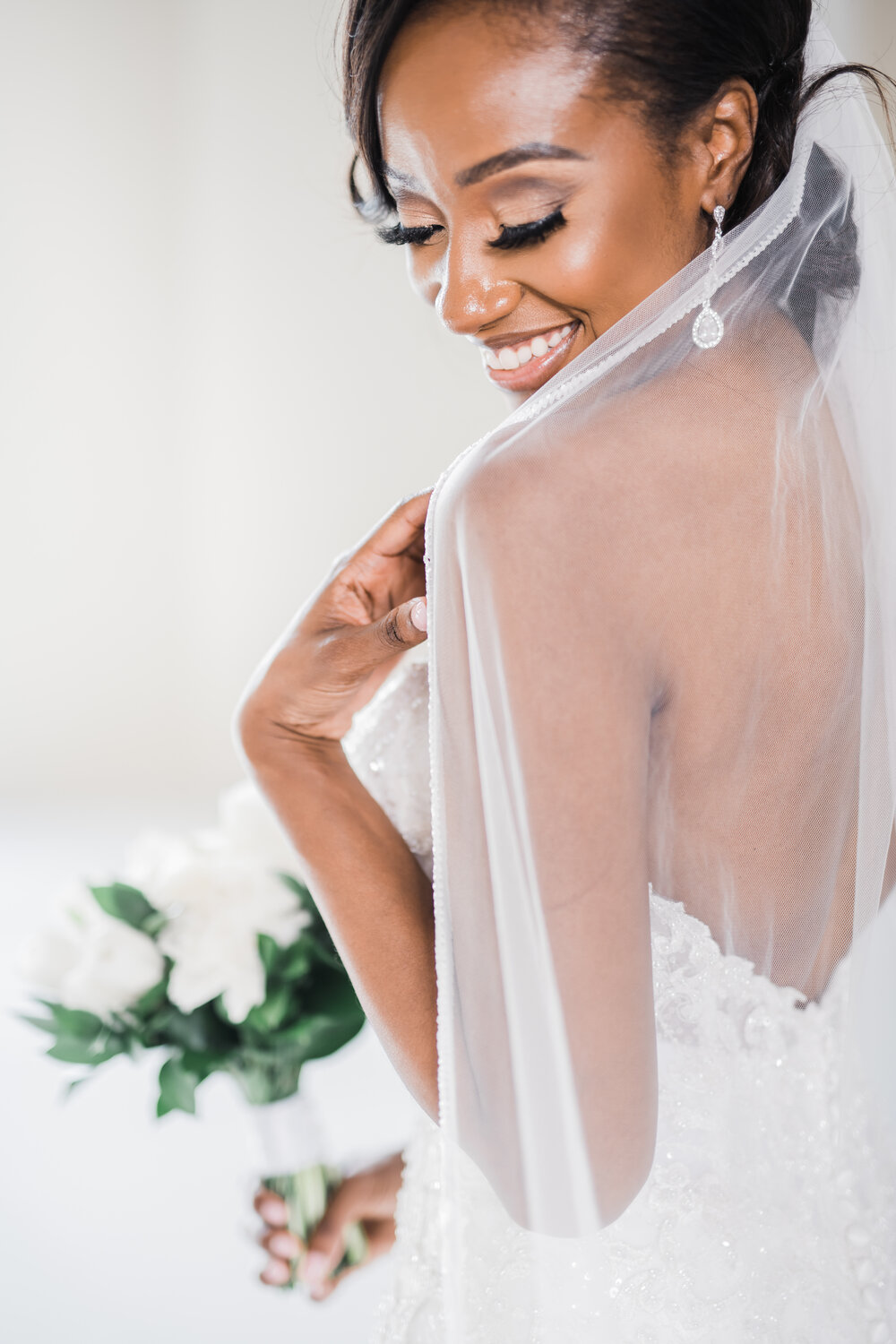 Houston, Texas Bridal Portraits- Pharris Photography- Bridal Session- San Souci Ballroom - Crystal Calhoun 