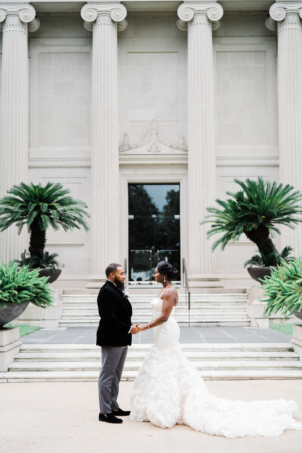 Houston Wedding- Hotel ZaZa- Pharris Photography- Getting Ready- Angie + Charles- First Look