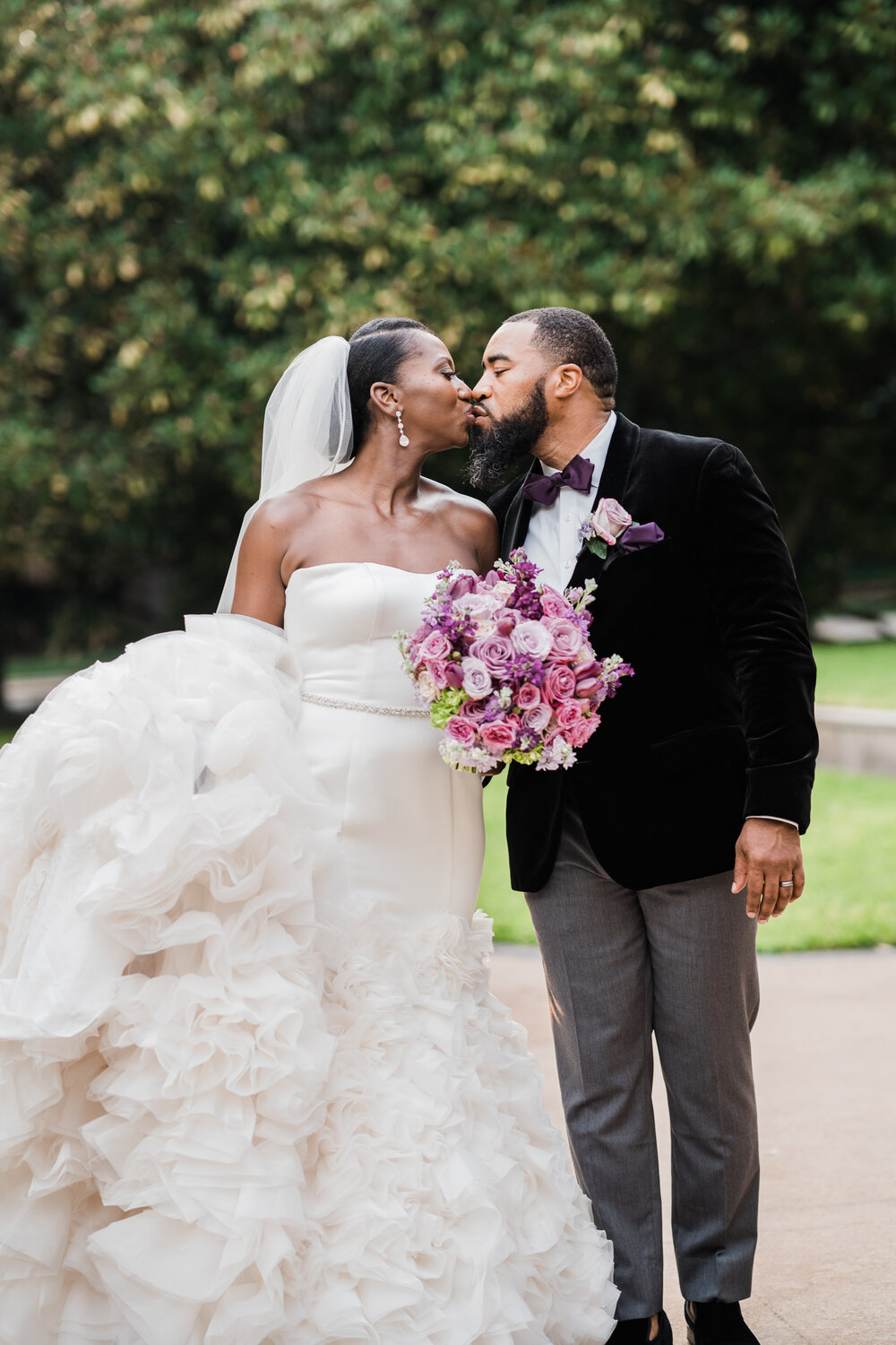 Houston Wedding- Hotel ZaZa- Pharris Photography- Reception- Angie + Charles- The Bride and Groom 