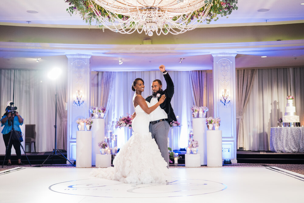 Houston Wedding- Hotel ZaZa- Pharris Photography- Reception- Angie + Charles- Party- Bride and Groom