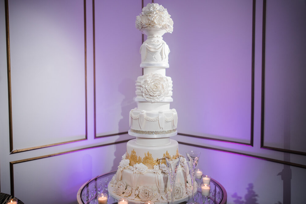 Houston Texas - Chateau Cocomar Wedding - Pharris Photography- Reception- Aliah + Tyrone- Cutting the cake