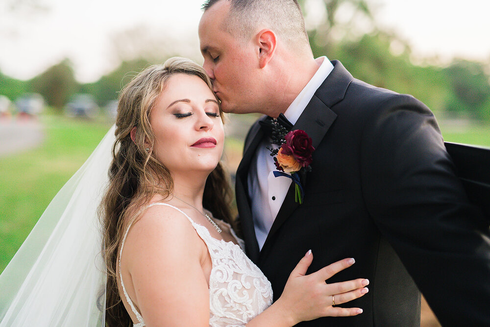 Tomball Texas Wedding- Sandlewood Manor- Pharris Photography- Taylor + Troy- Bride + Groom