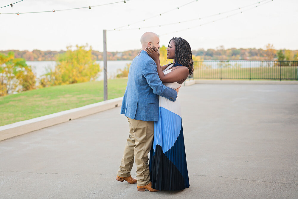  Dallas Texas Engagement- Pharris Photography- Engagement Session- White Rock Lake- Lesley + Brandon