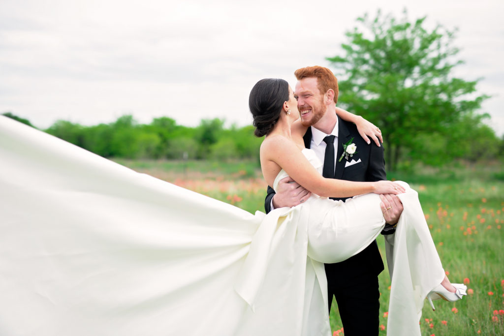 Dallas Texas Wedding- Davis & Grey Farms- Pharris Photography- The Ceremony- Meredith + Kolby- couple portraits- Bride and Groom 