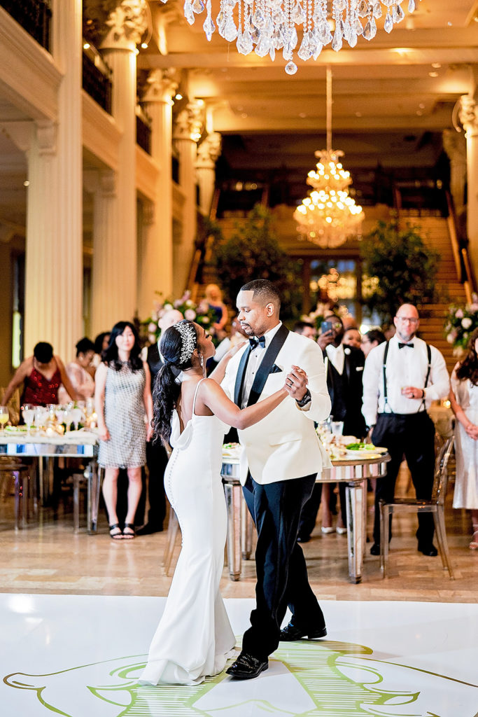 Bride and groom first dance the corinthian houston