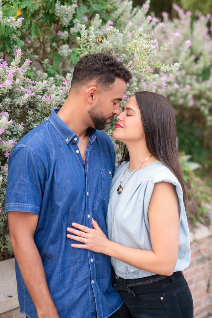 intimate pose with couple in Austin, TX family photo session